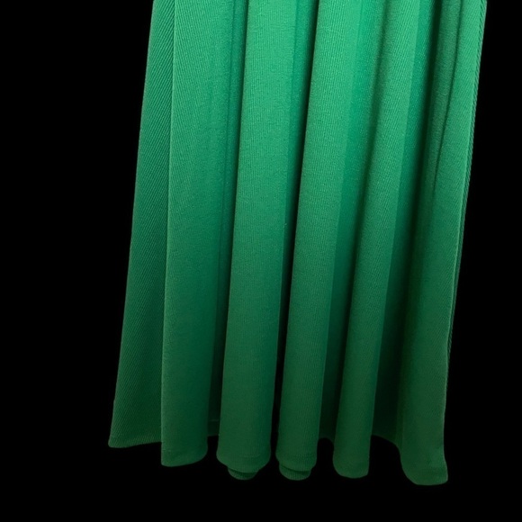 Who What Wear Green Sleeveless Halter Ribbed Knit Midi Dress Sz.M - Picture 2 of 13